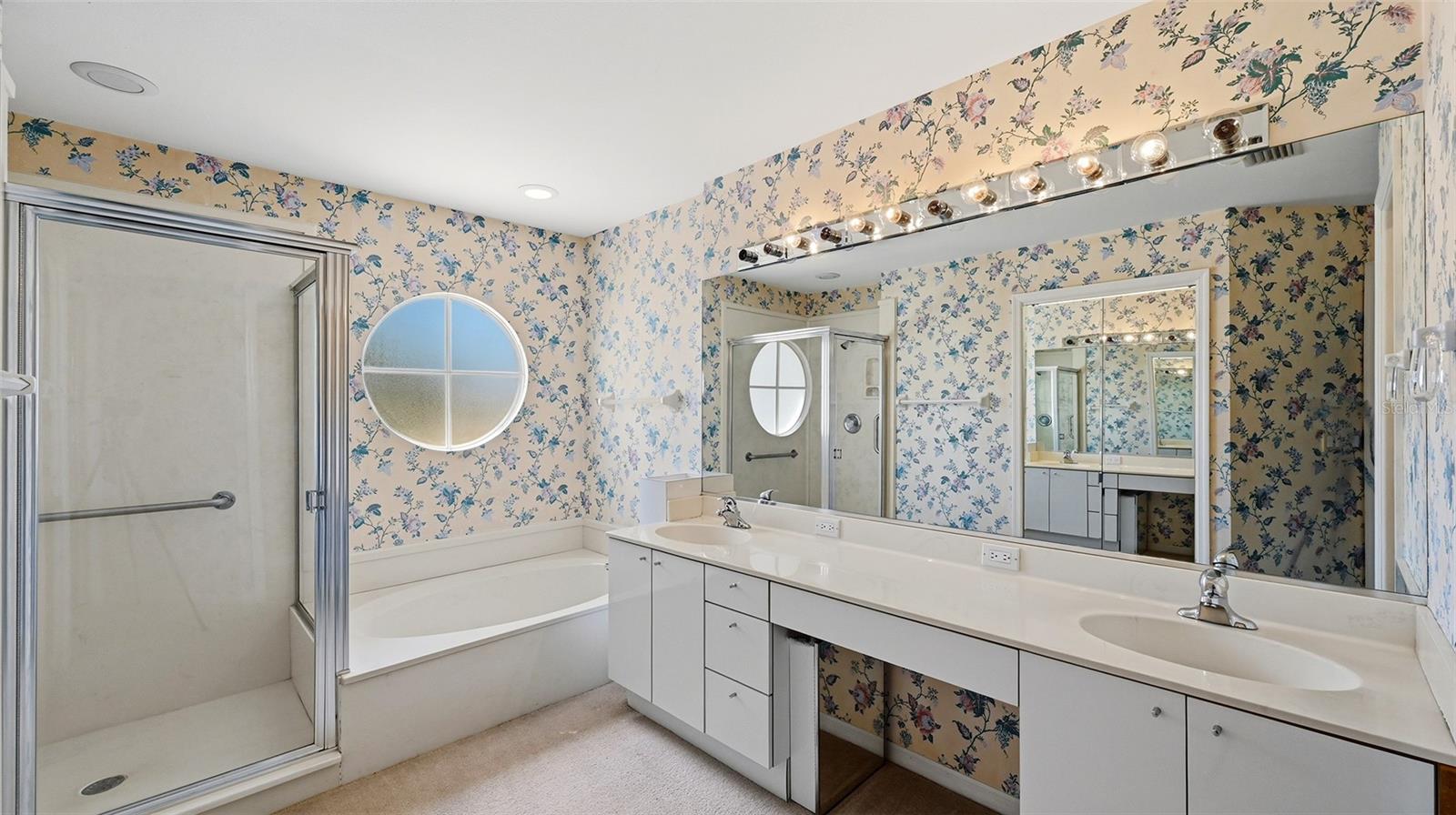 MIRA LAGO AT PALMER RANCH PH 1 - Residential