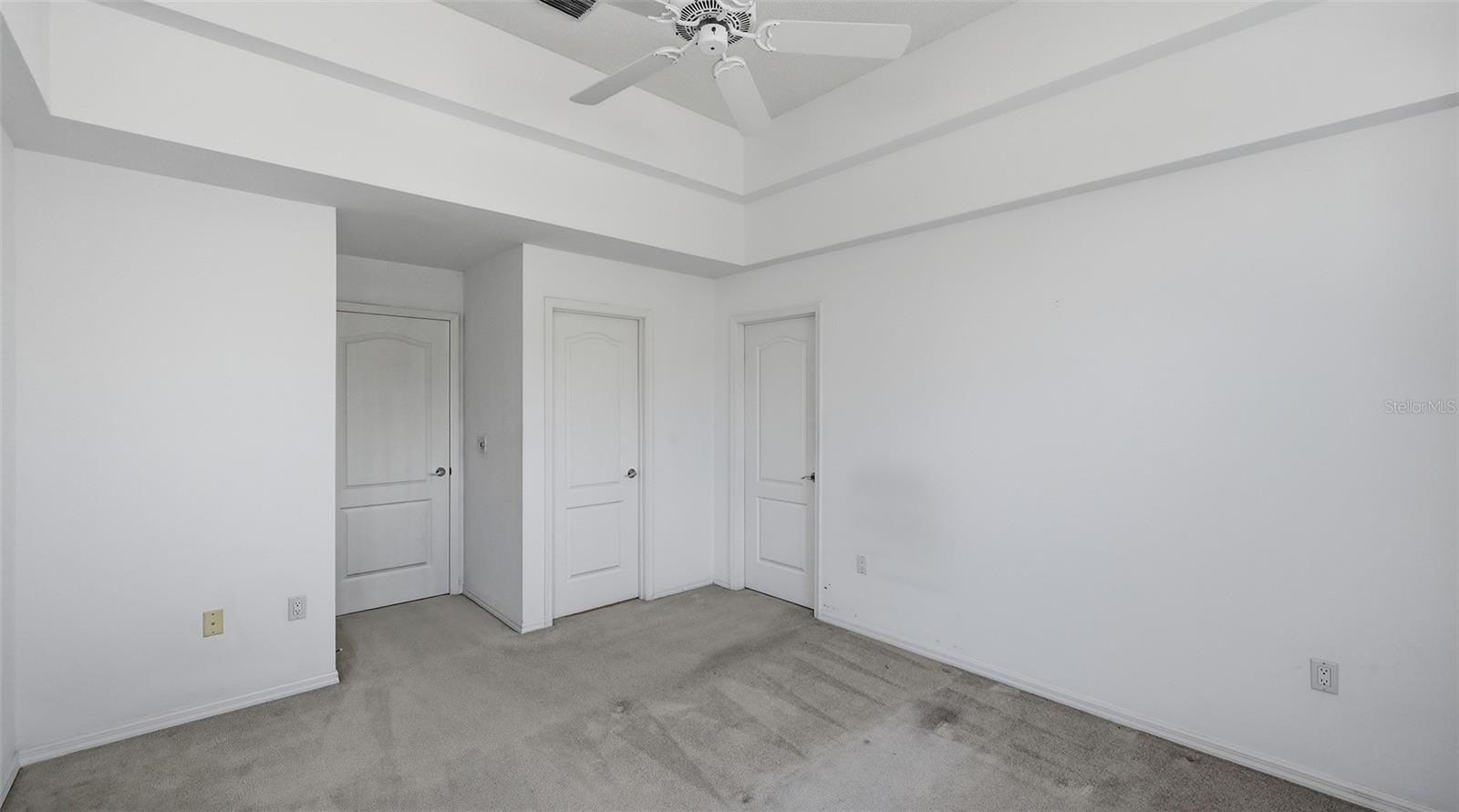 MIRA LAGO AT PALMER RANCH PH 1 - Residential