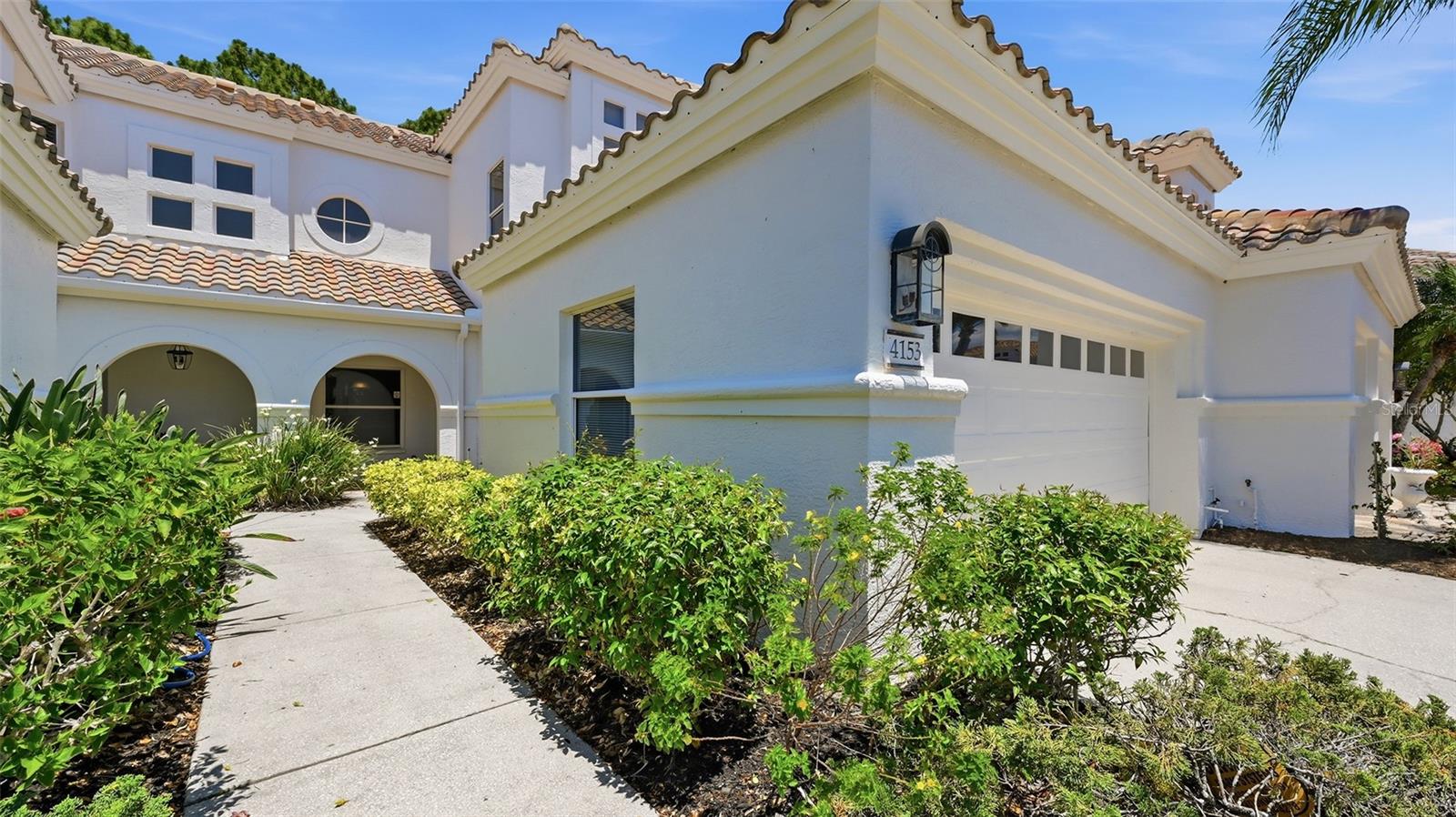 MIRA LAGO AT PALMER RANCH PH 1 - Residential