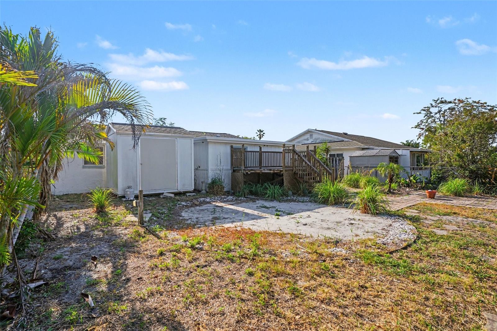 TAHITIAN DEVELOPMENT - Residential