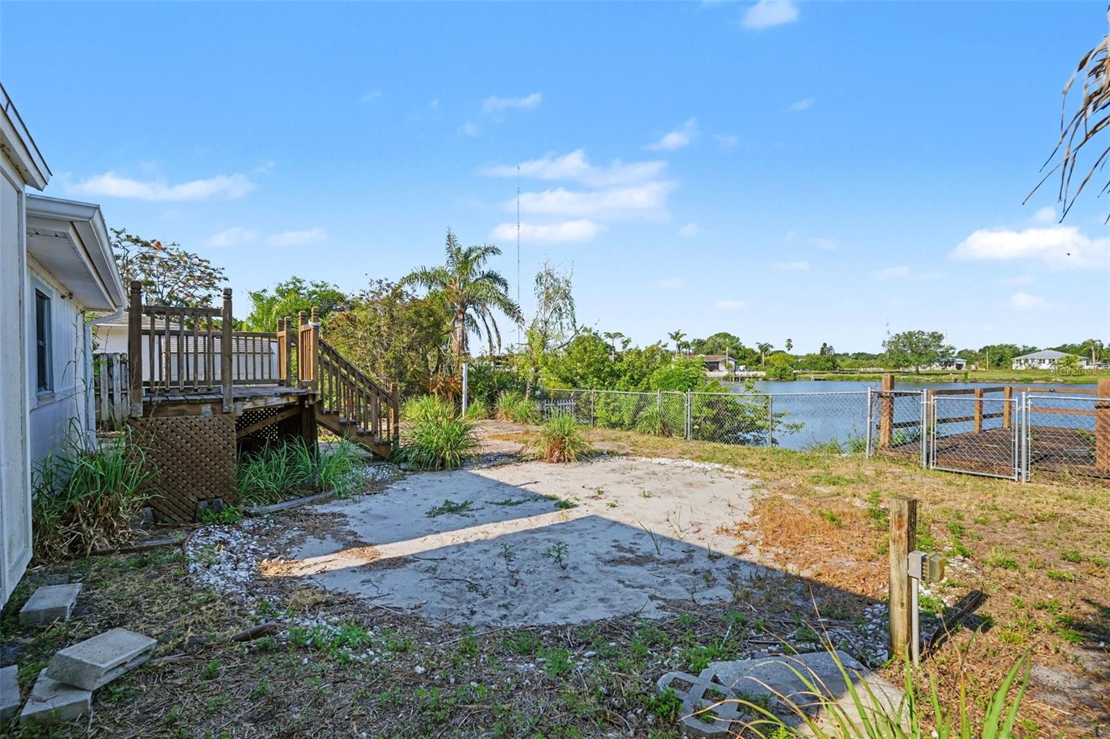 TAHITIAN DEVELOPMENT - Residential