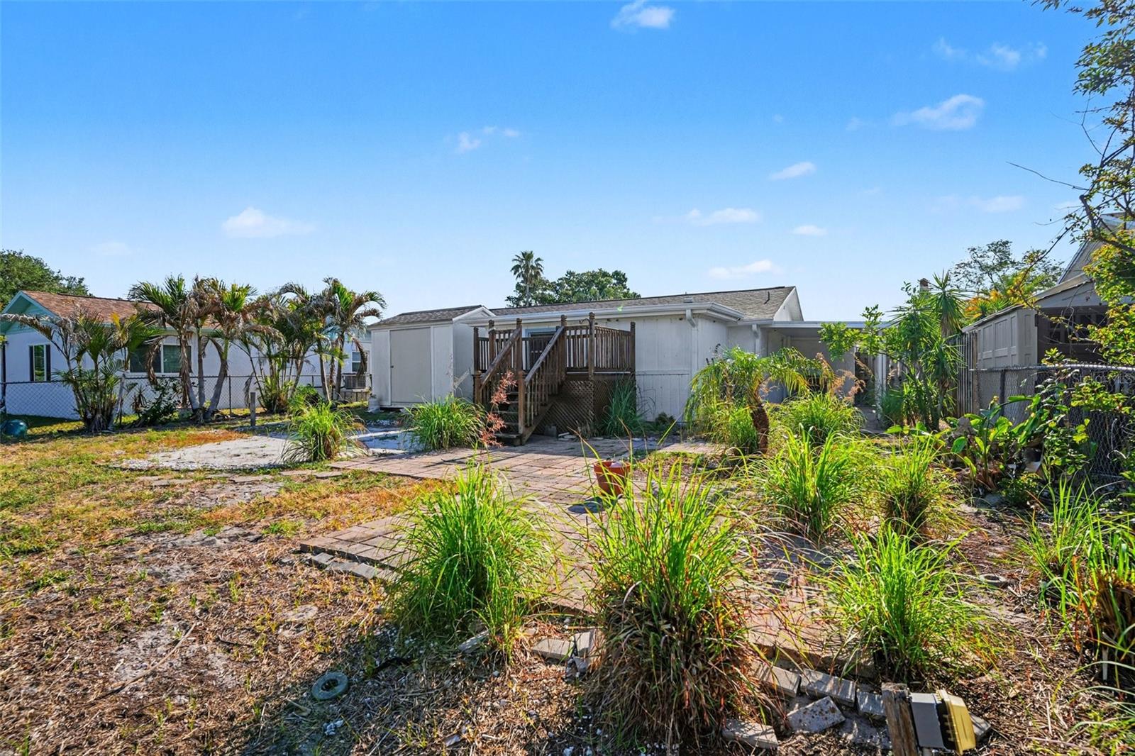 TAHITIAN DEVELOPMENT - Residential