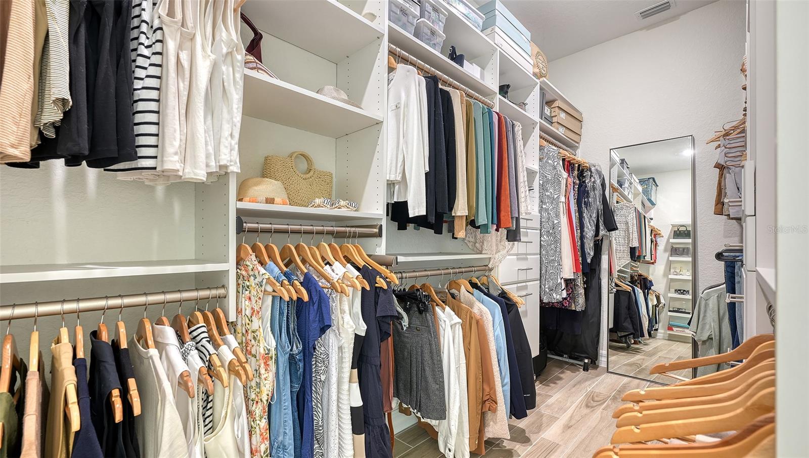 COUNTRY CLUB EAST AT LAKEWOOD RANCH - Residential