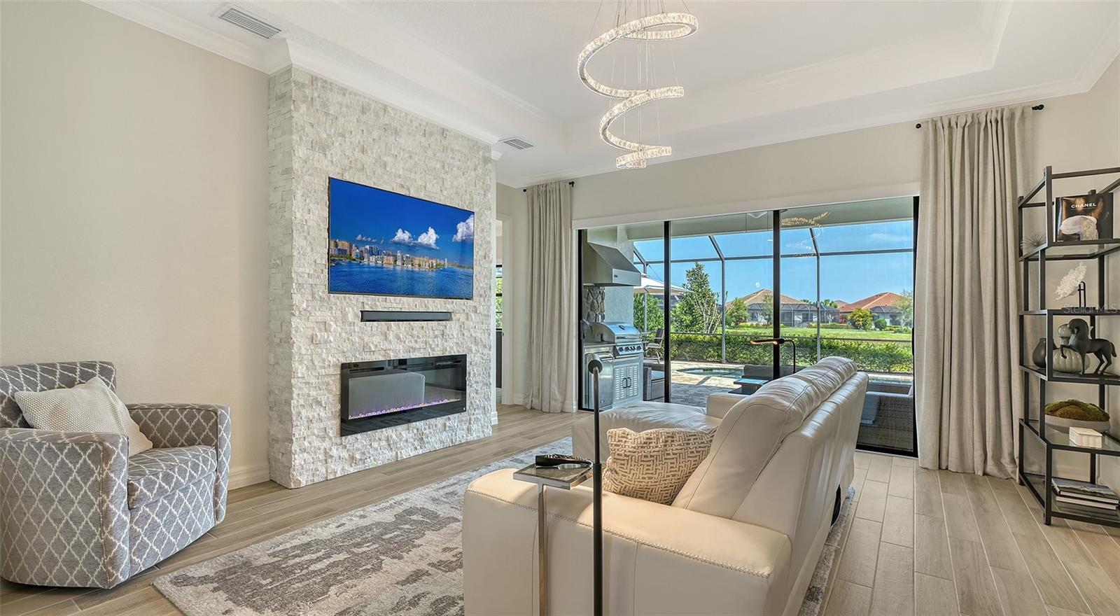 COUNTRY CLUB EAST AT LAKEWOOD RANCH - Residential