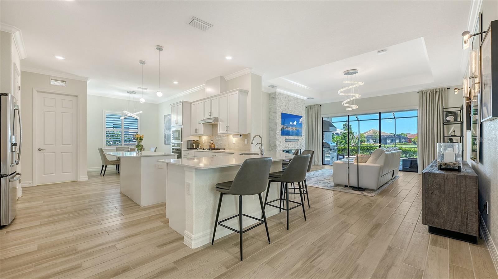 COUNTRY CLUB EAST AT LAKEWOOD RANCH - Residential