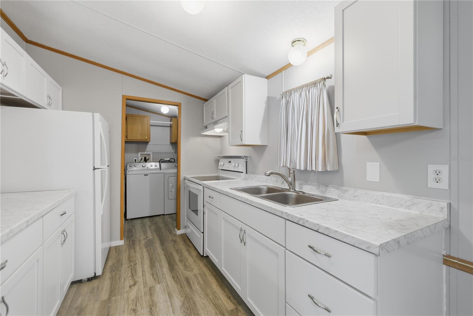 SAND HILL ESTATES - Residential