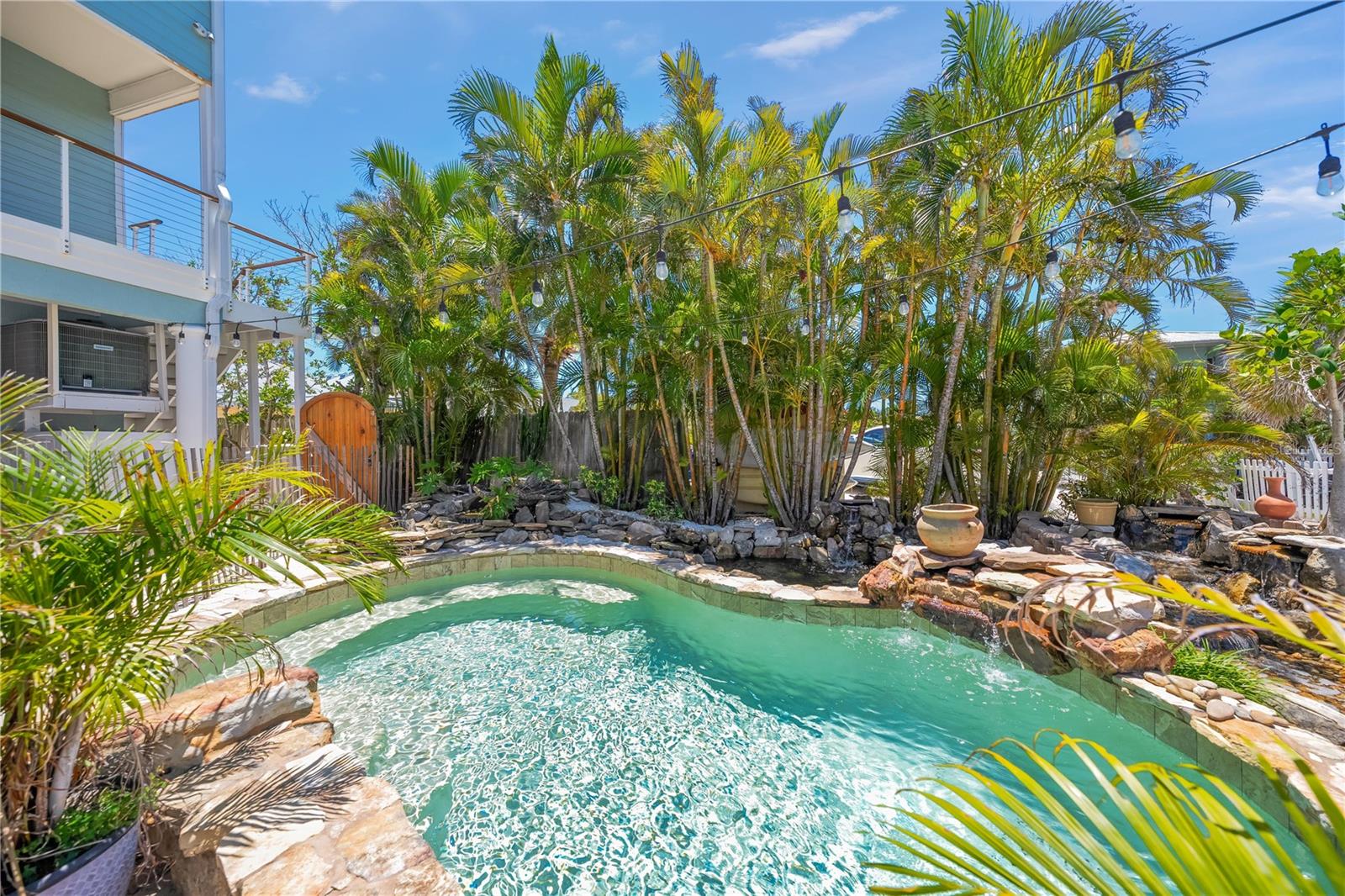 LONGBEACH VILLAGE - Residential