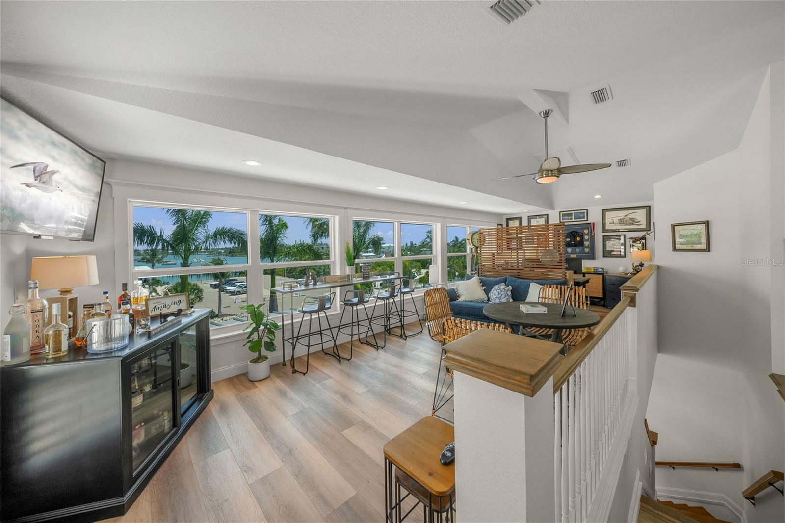 LONGBEACH VILLAGE - Residential