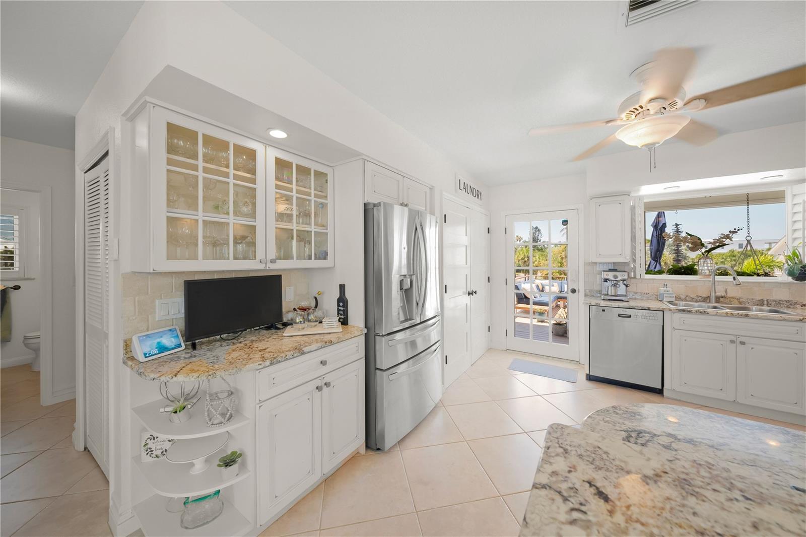 LONGBEACH VILLAGE - Residential