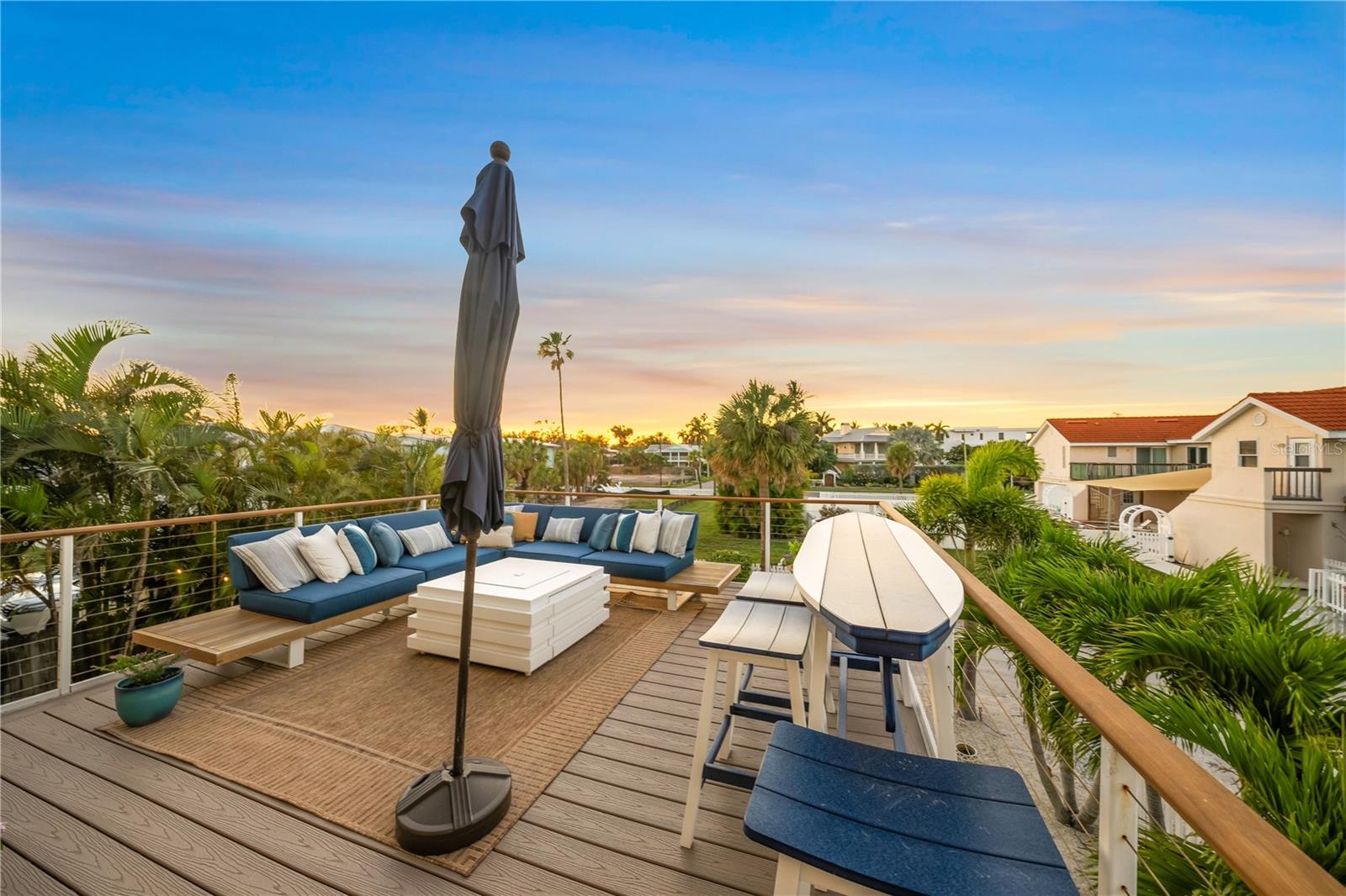 LONGBEACH VILLAGE - Residential