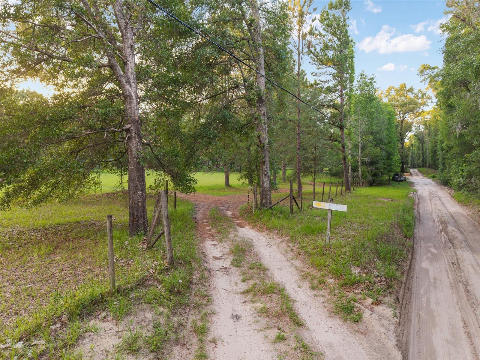 WINDY ACRES II UNRECD SUB - Residential