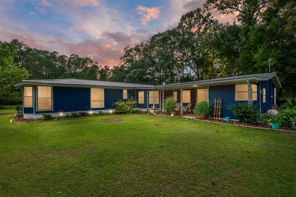 Photo of 4912 NW 170th Street, Alachua, FL 32615 (MLS # GC540388)