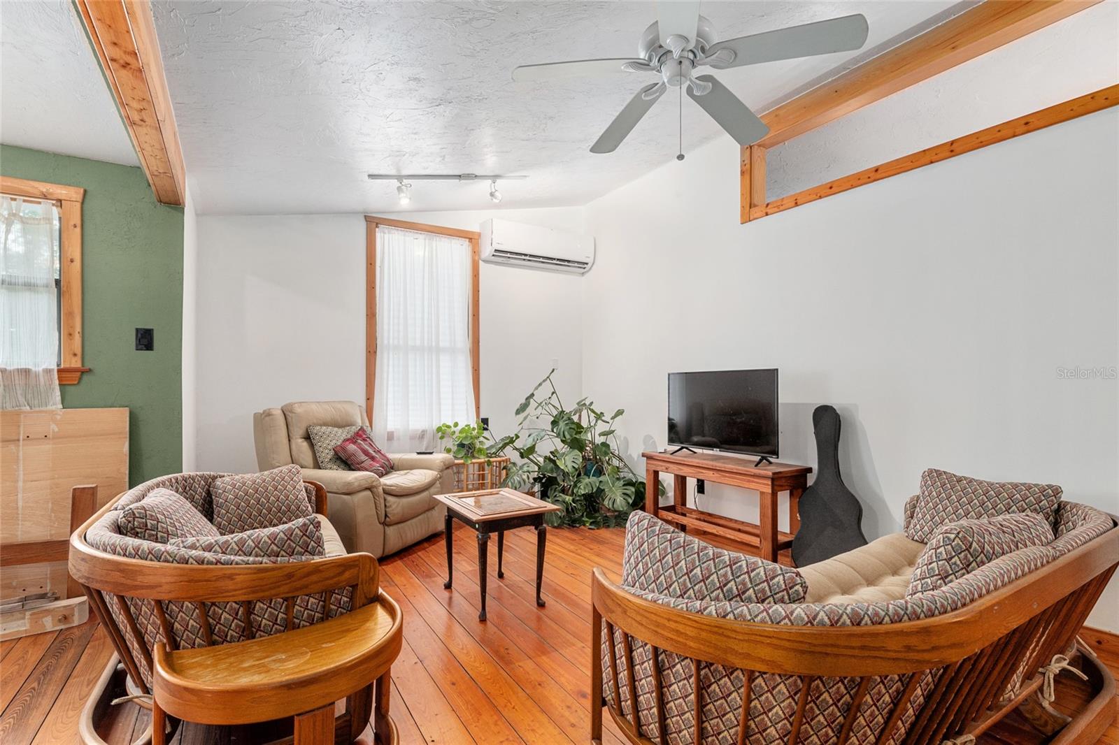 WINDY ACRES II UNRECD SUB - Residential