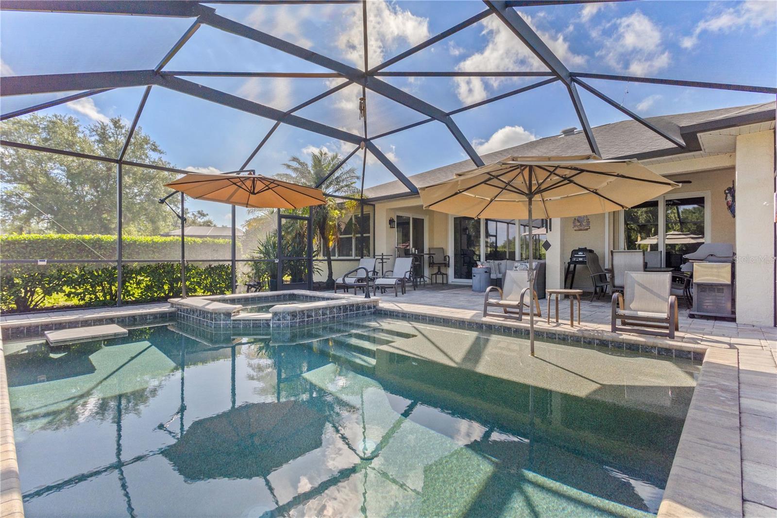 RIVERWALK VILLAGE - Residential