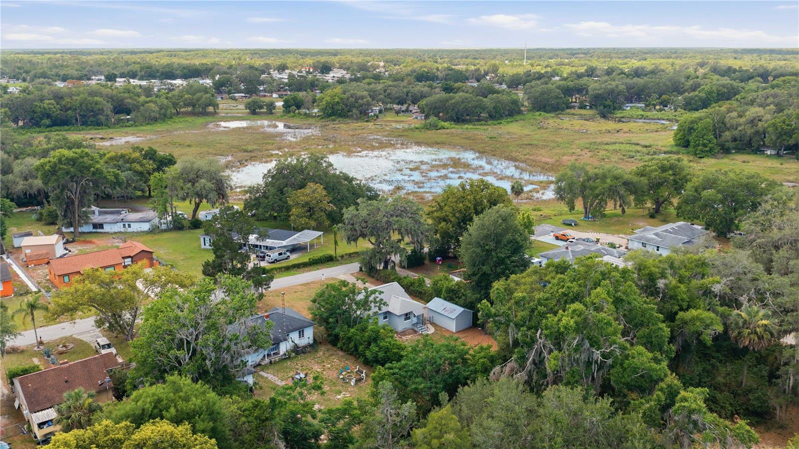 LEESBURG HILLSIDE MANOR - Residential
