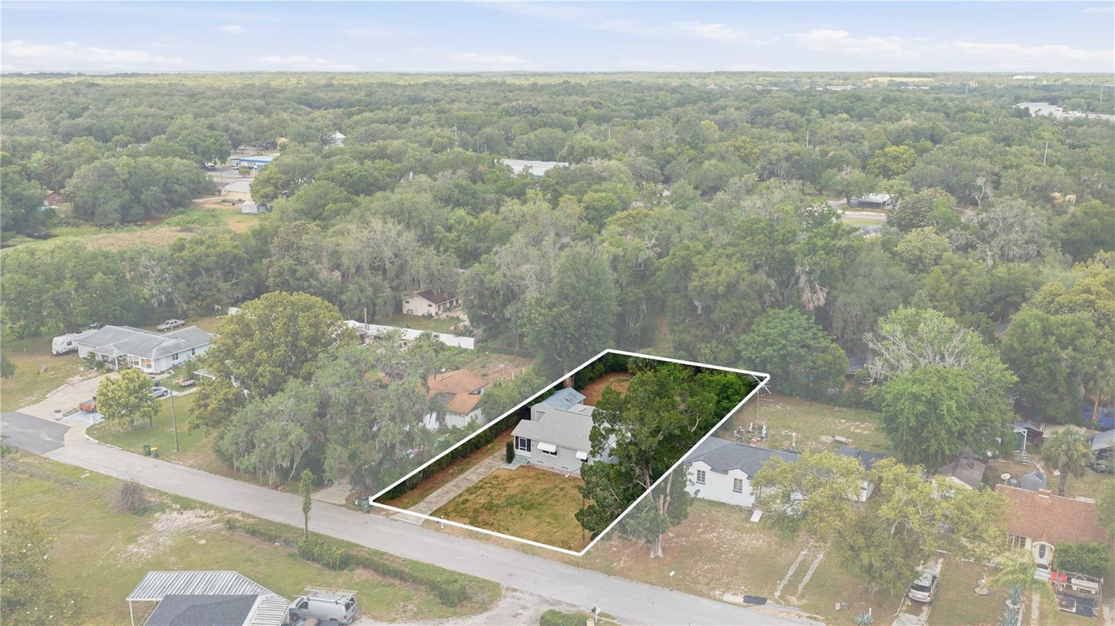 LEESBURG HILLSIDE MANOR - Residential