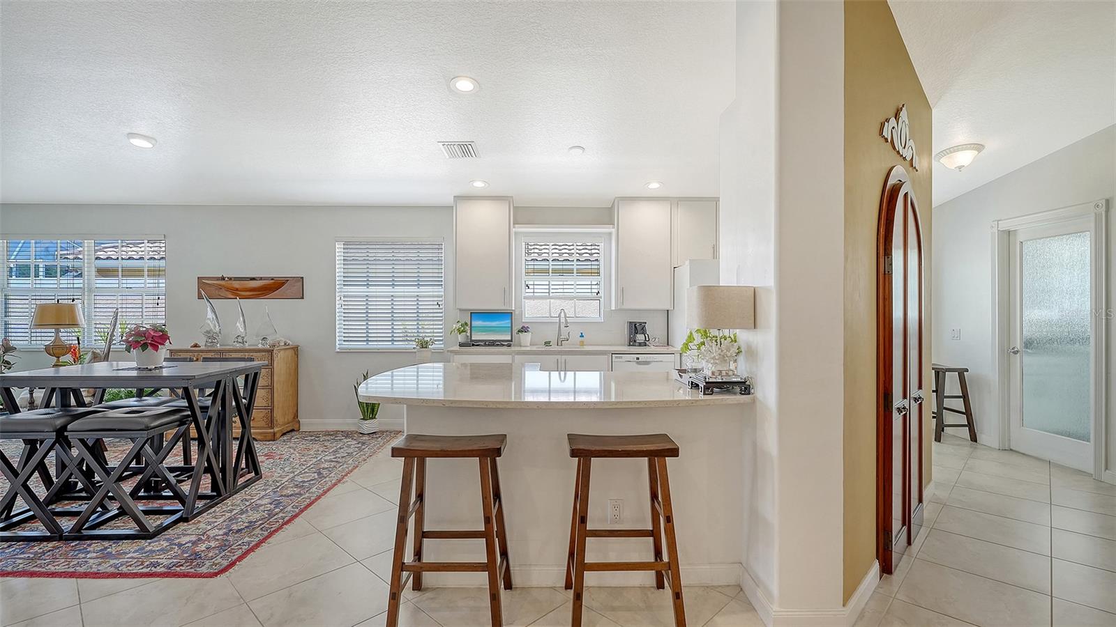 VILLAGEWALK - Residential