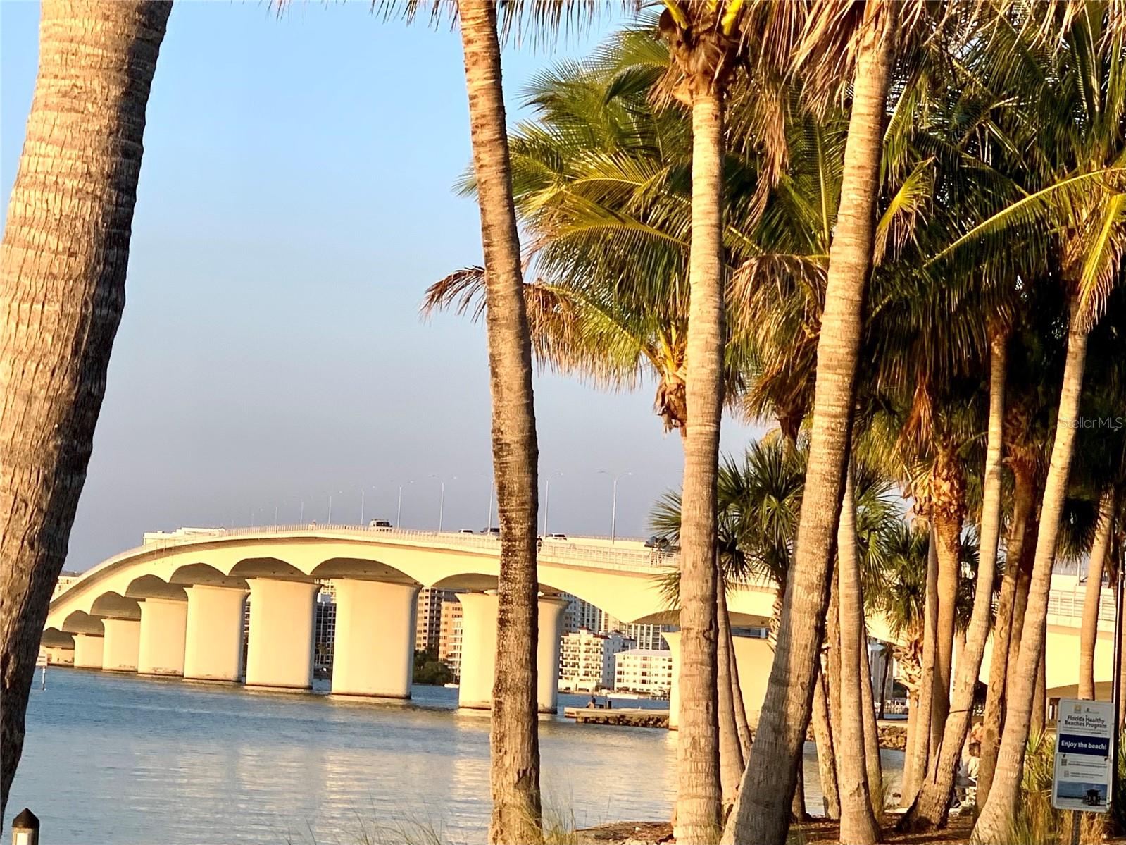 VILLAGEWALK - Residential