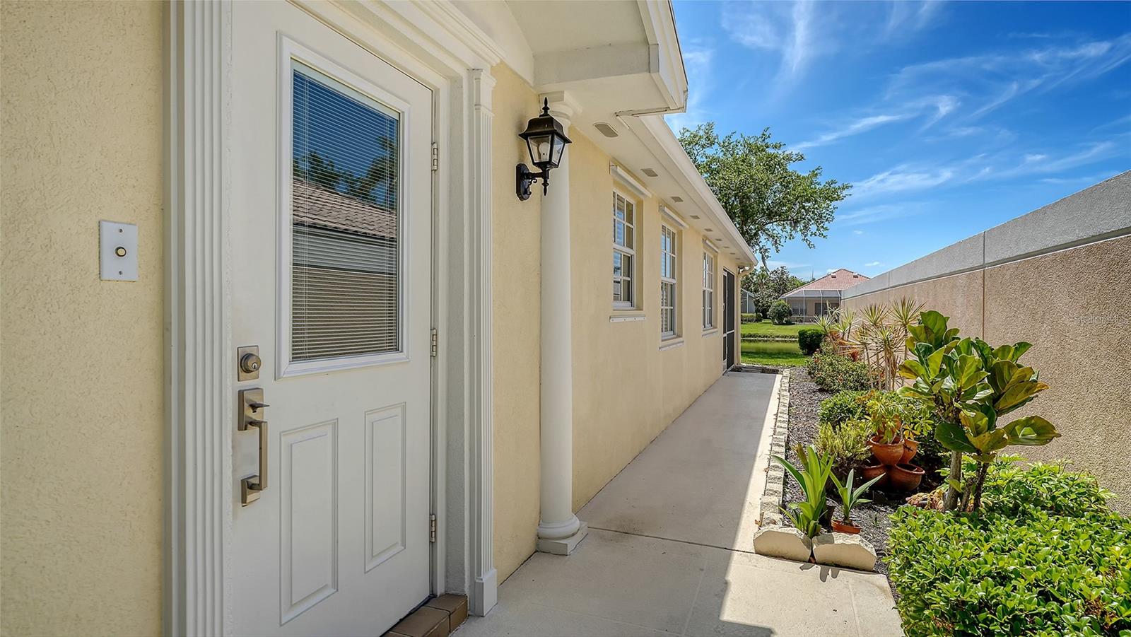 VILLAGEWALK - Residential