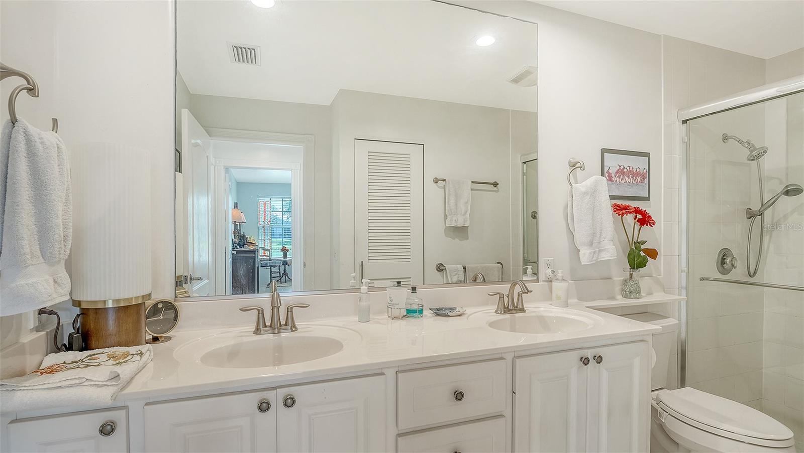 VILLAGEWALK - Residential