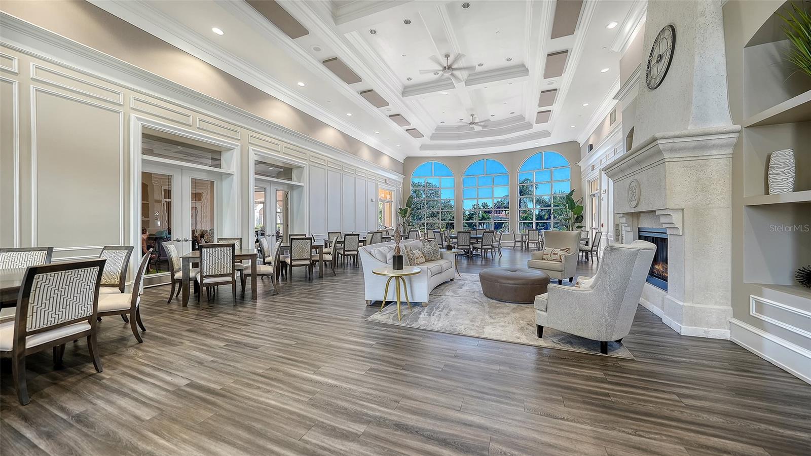 VILLAGEWALK - Residential