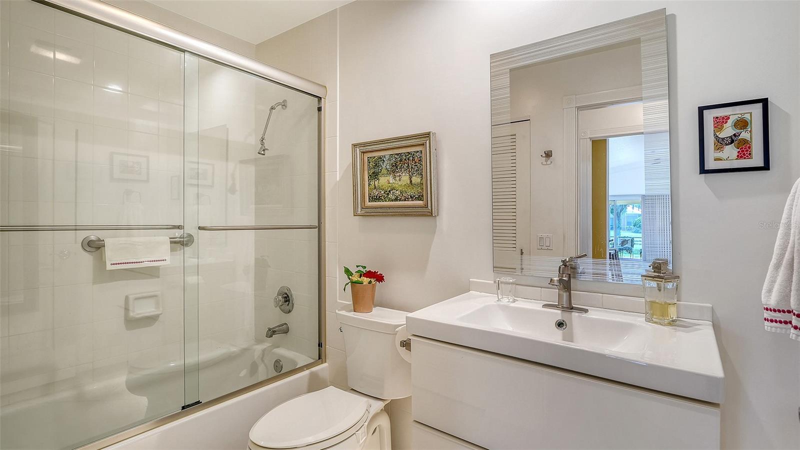 VILLAGEWALK - Residential