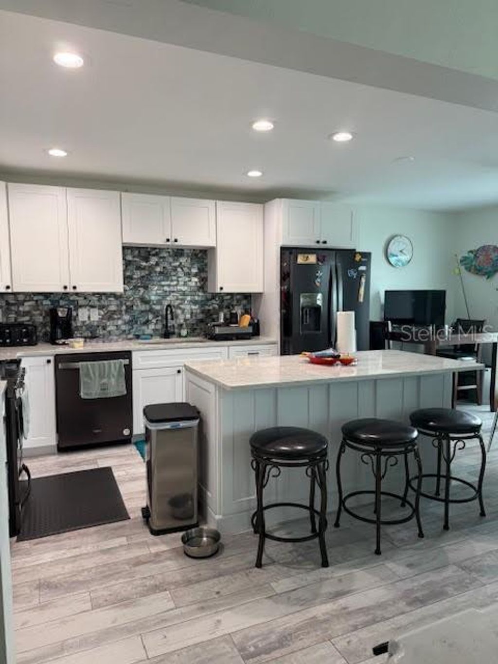 Photo of 30 SE Valare Lane #102B, Crystal River, FL 34429 (MLS # GC535155)