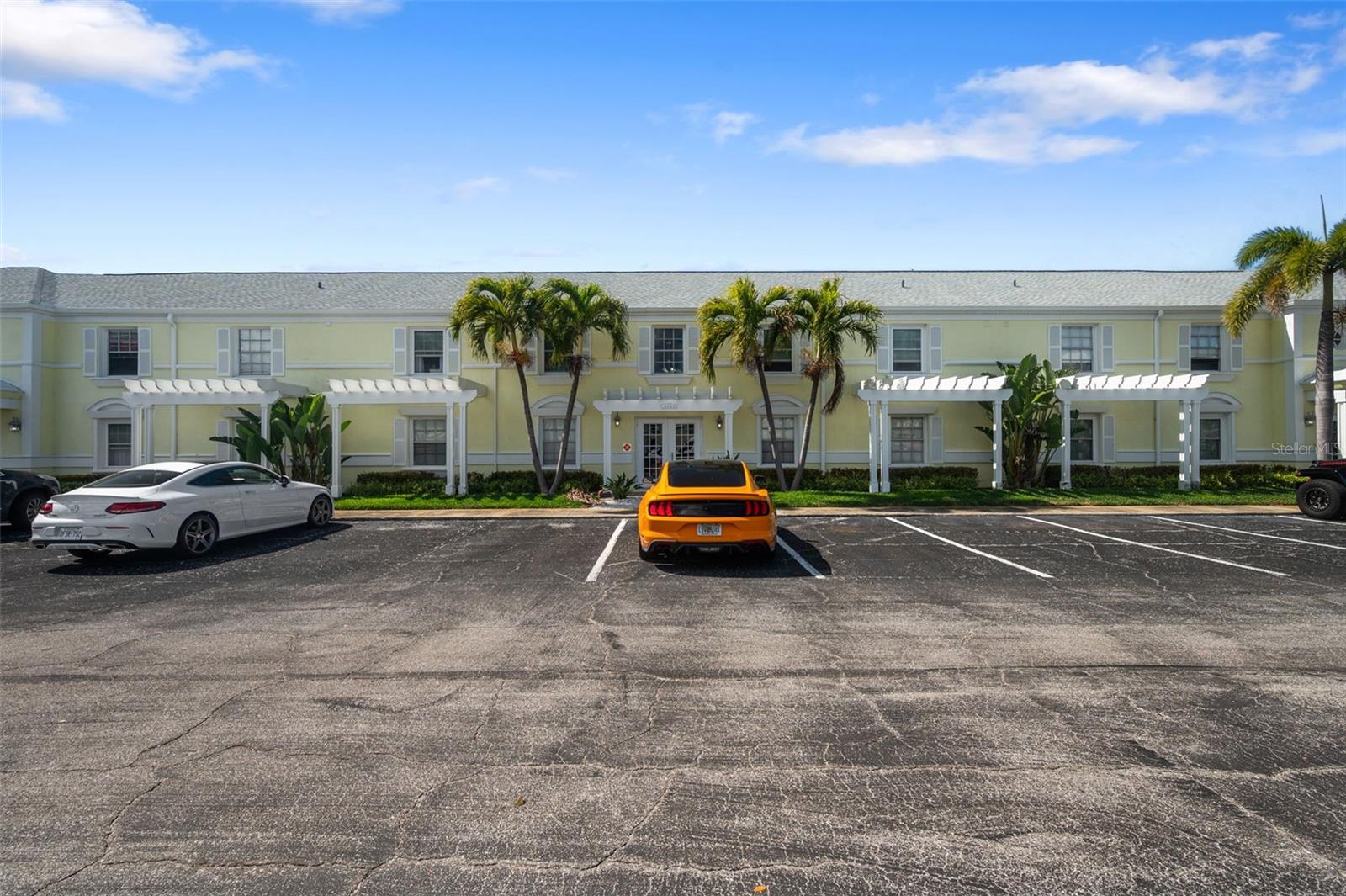 WATERSIDE AT COQUINA KEY SOUTH - Residential