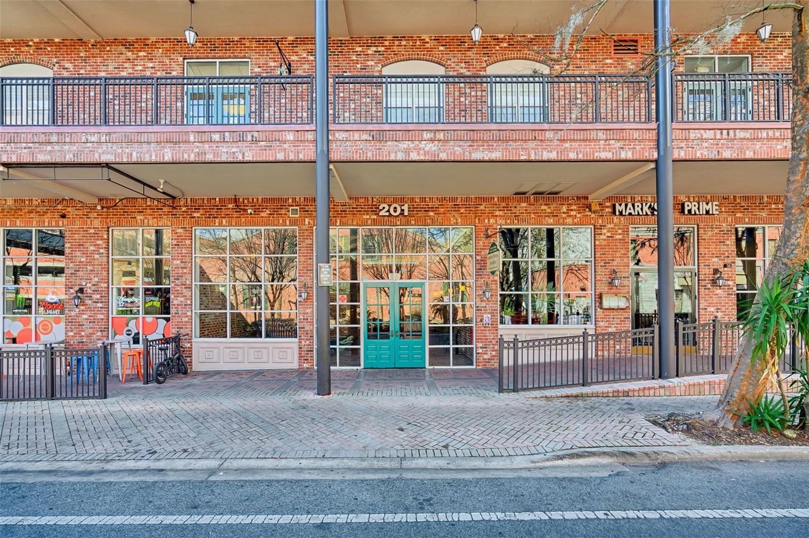 201 SE 2ND AVENUE 317