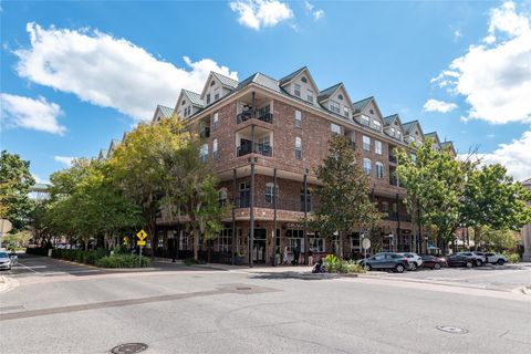 Photo of 201 SE 2nd Avenue #317, Gainesville, FL 32601 (MLS # GC537840)