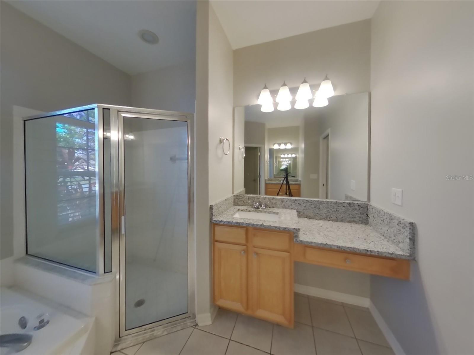 MEADOW POINTE PRCL 10 UNIT 01 02 - Residential Lease