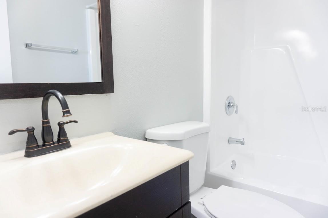 THE HAMPTONS AT BRANDON A CONDO - Residential