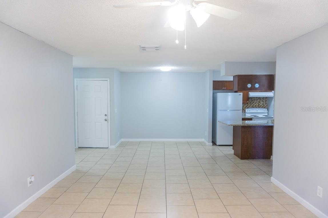 THE HAMPTONS AT BRANDON A CONDO - Residential