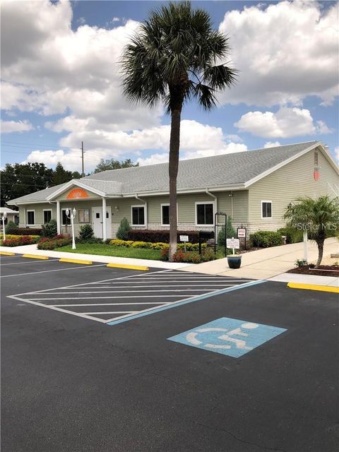 A home in WINTER HAVEN