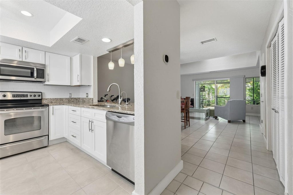 Photo of 500 New York Avenue #25, Dunedin, FL 34698 (MLS # TB8516614)