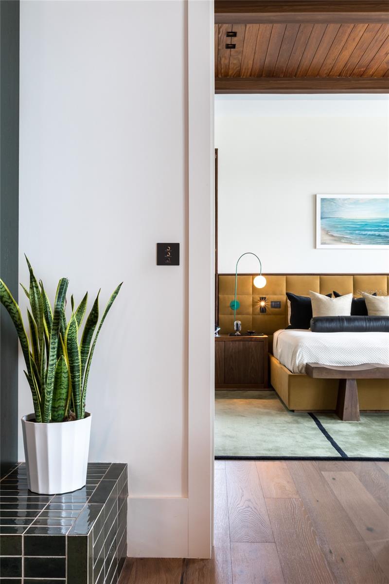 TIERRA VERDE UNIT 1 4TH REP - Residential