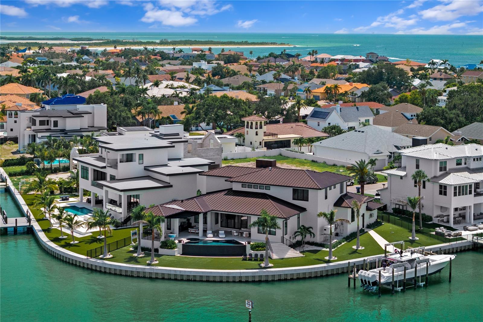 TIERRA VERDE UNIT 1 4TH REP - Residential