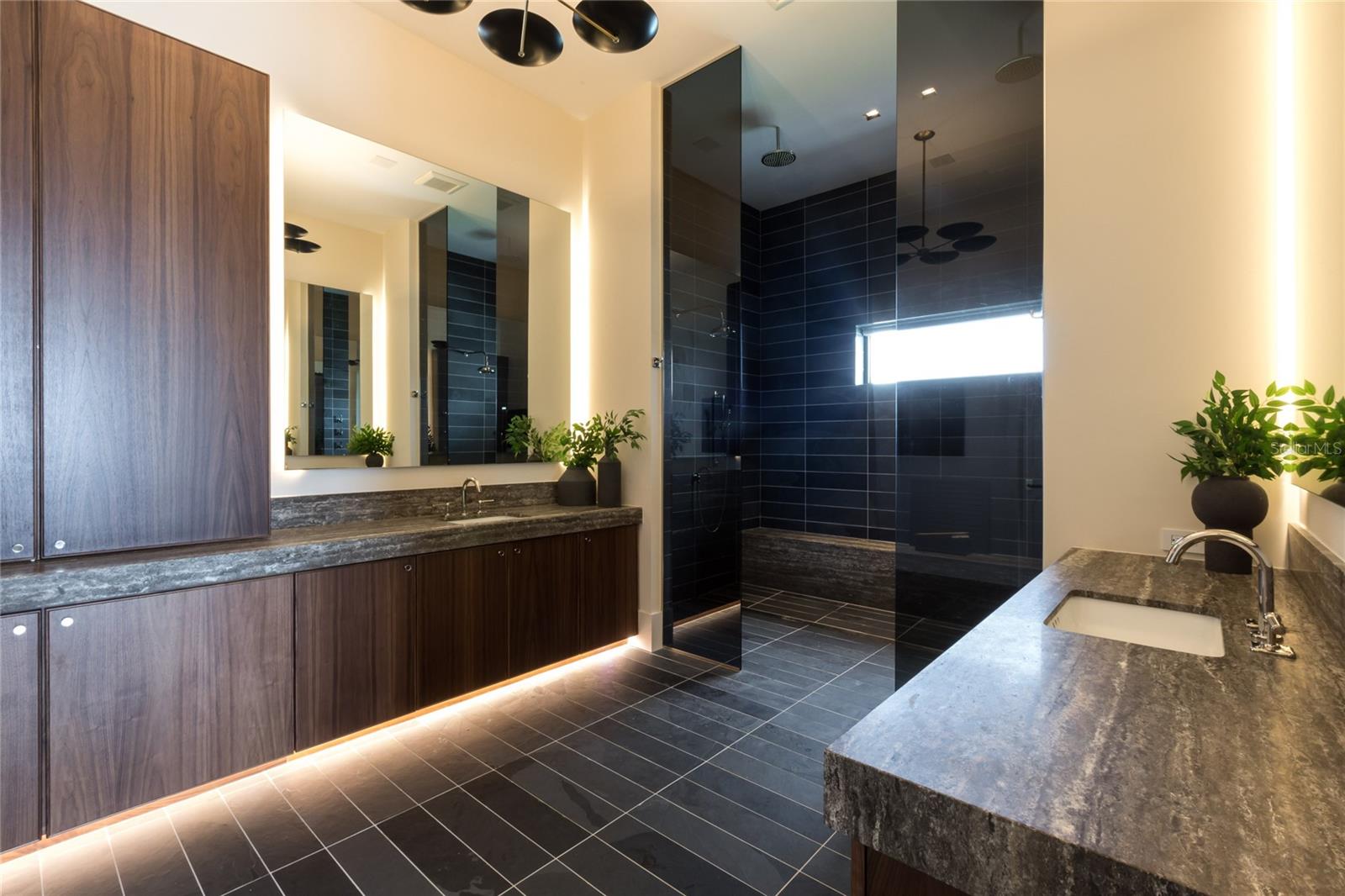 TIERRA VERDE UNIT 1 4TH REP - Residential