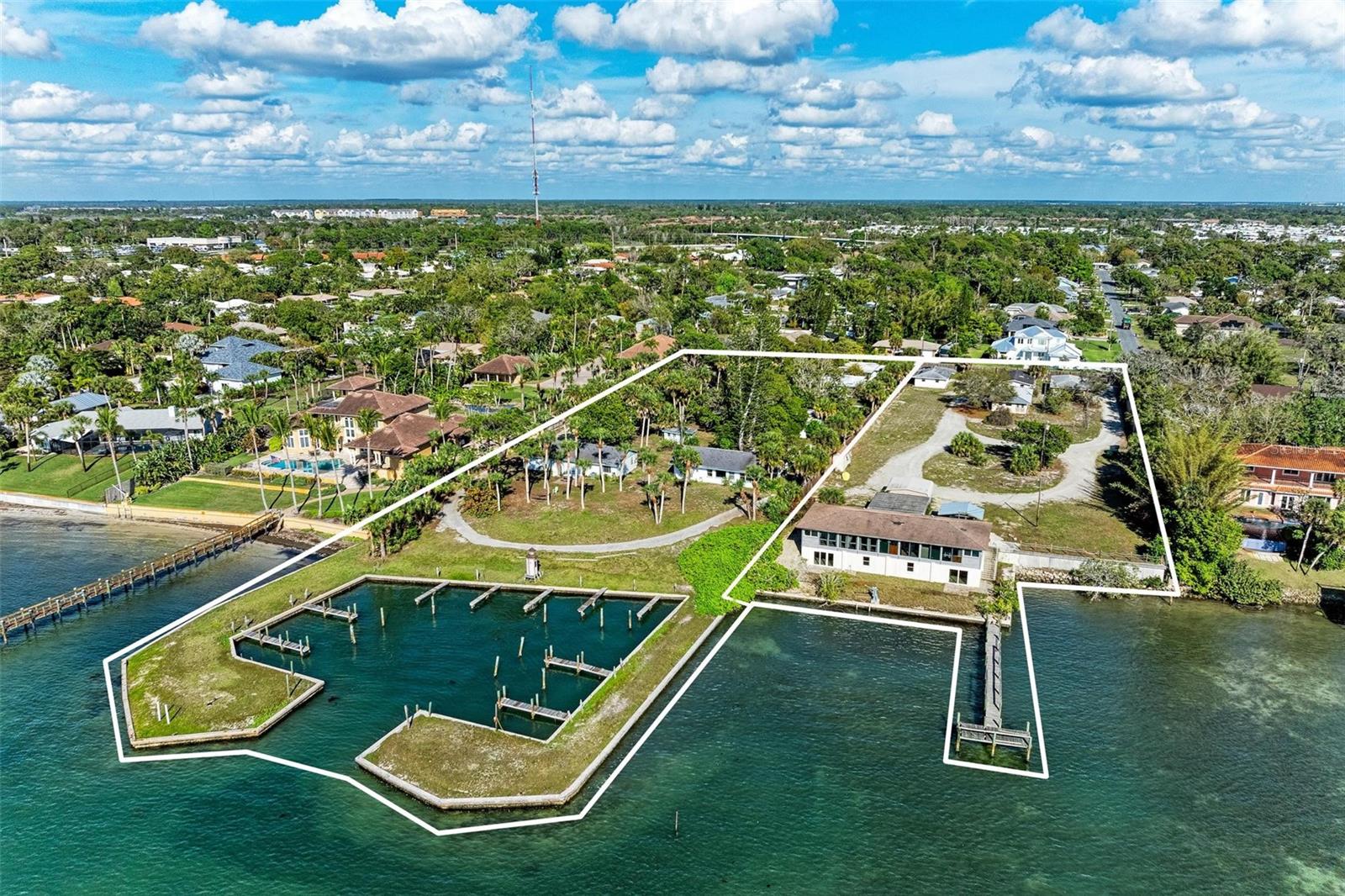 1645 & 1649 BAYSHORE ROAD

                                                                             NOKOMIS                                

                                    , FL - $18,000,000