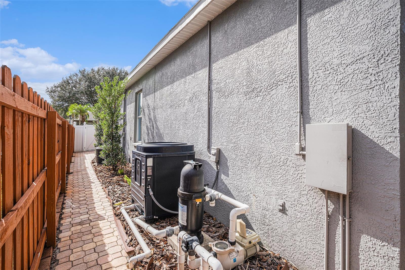 DUNCAN GROVES - Residential