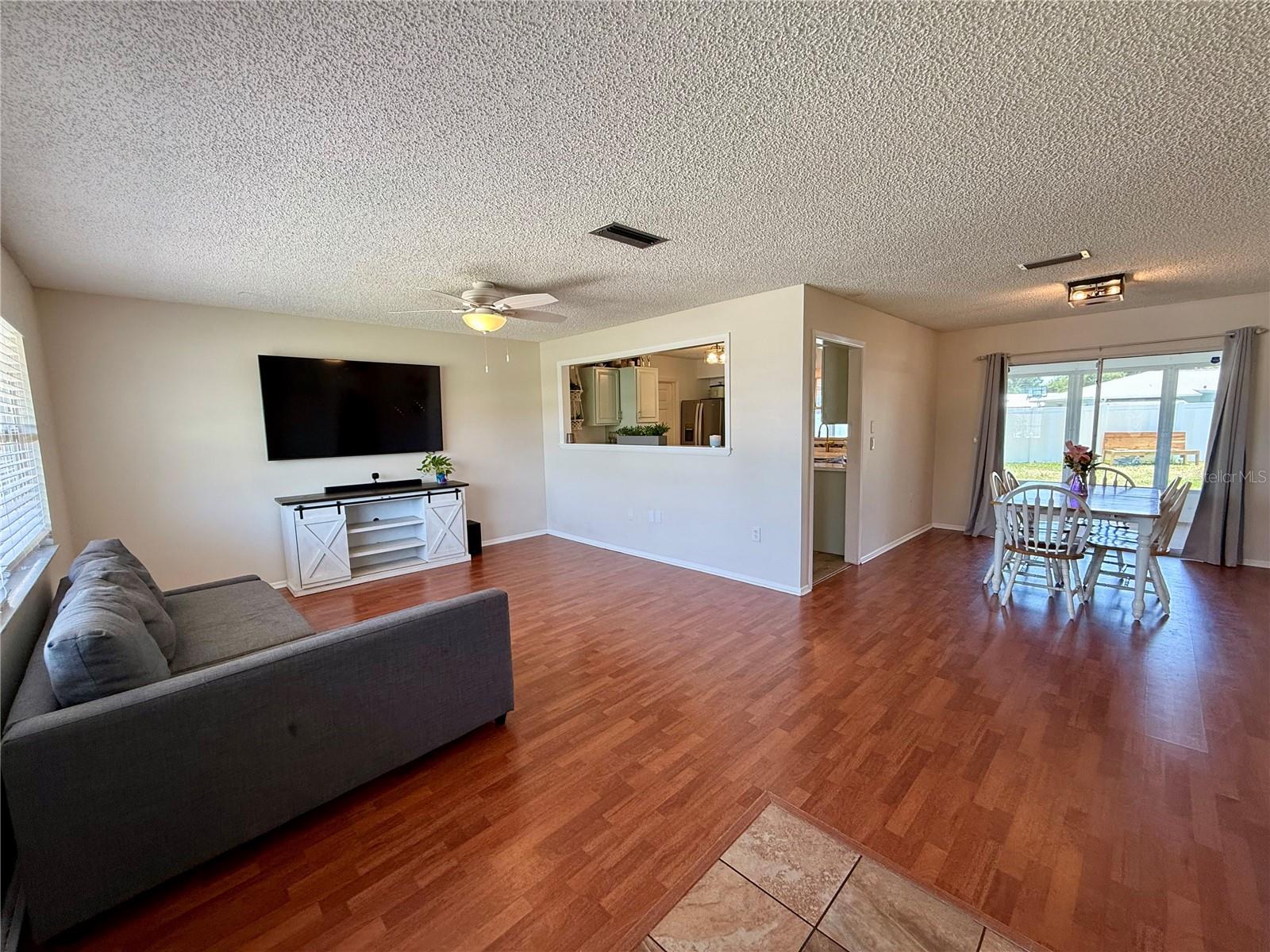 CASA DEL SOL FIFTH UNIT - Residential