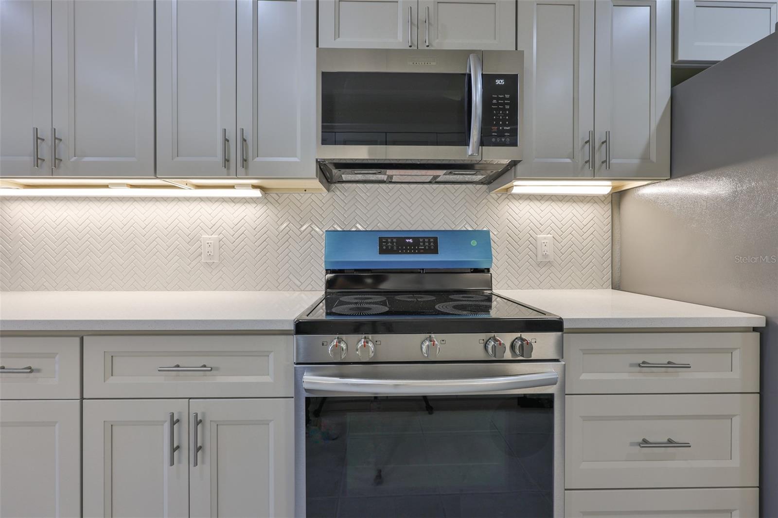 439 BOCA CIEGA POINT BOULEVARD N