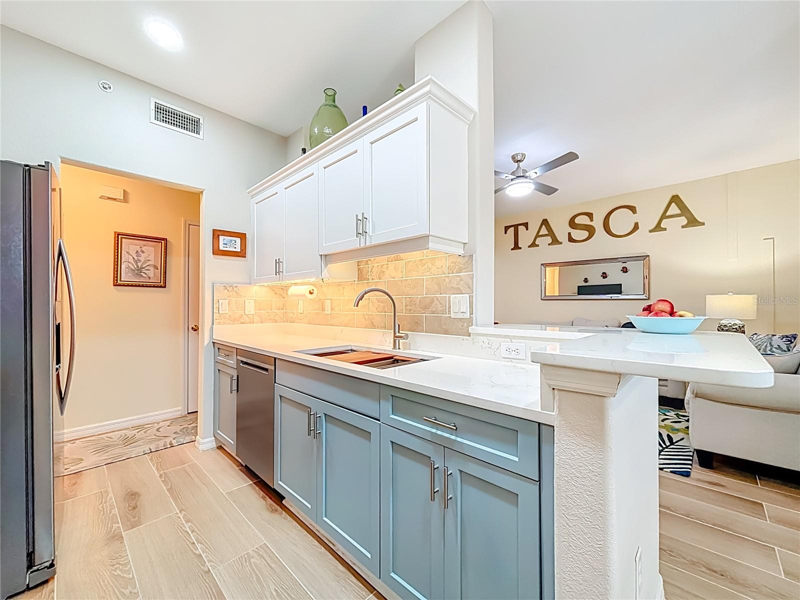 ISLAND PARK - Residential