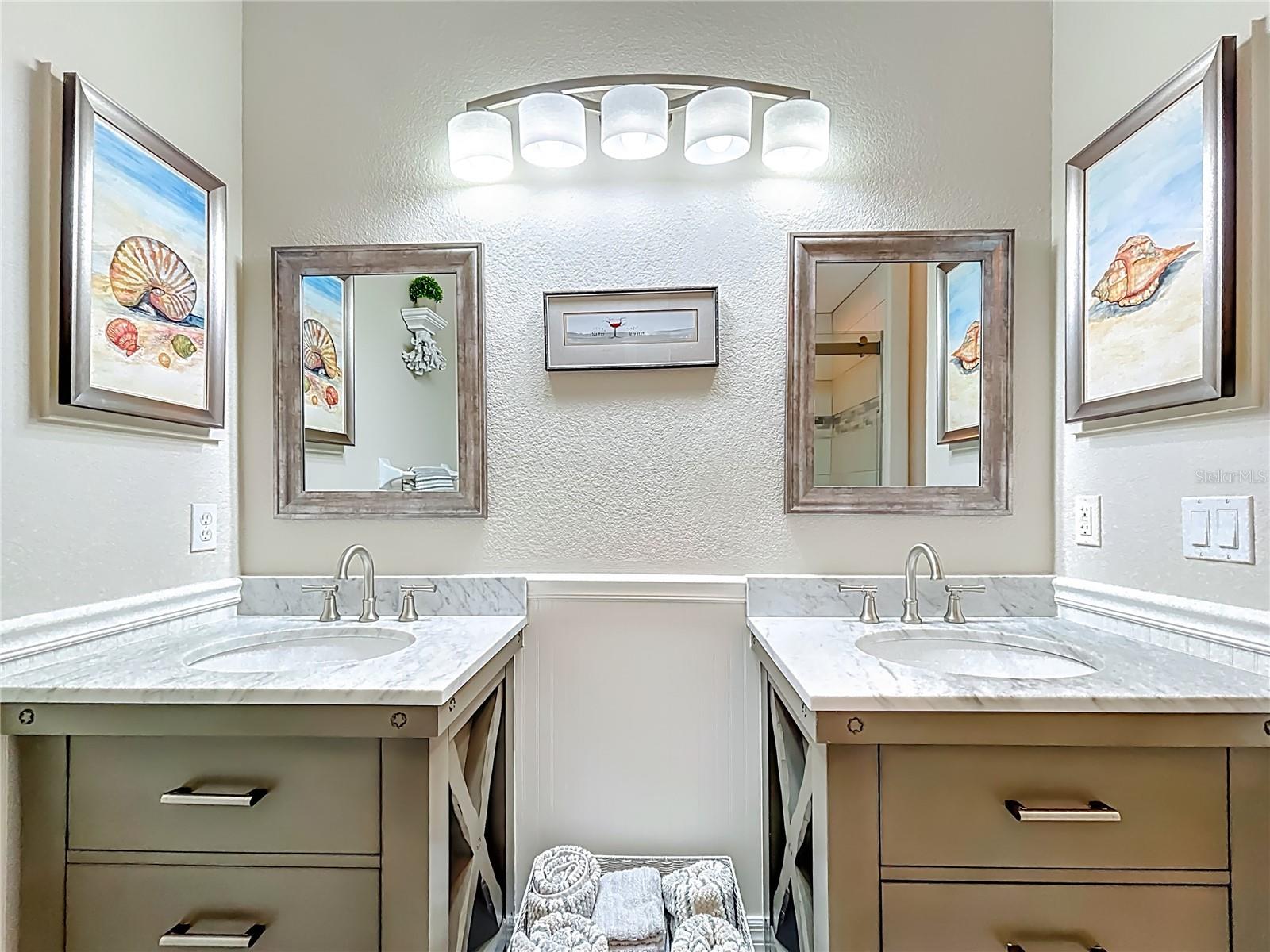 ISLAND PARK - Residential