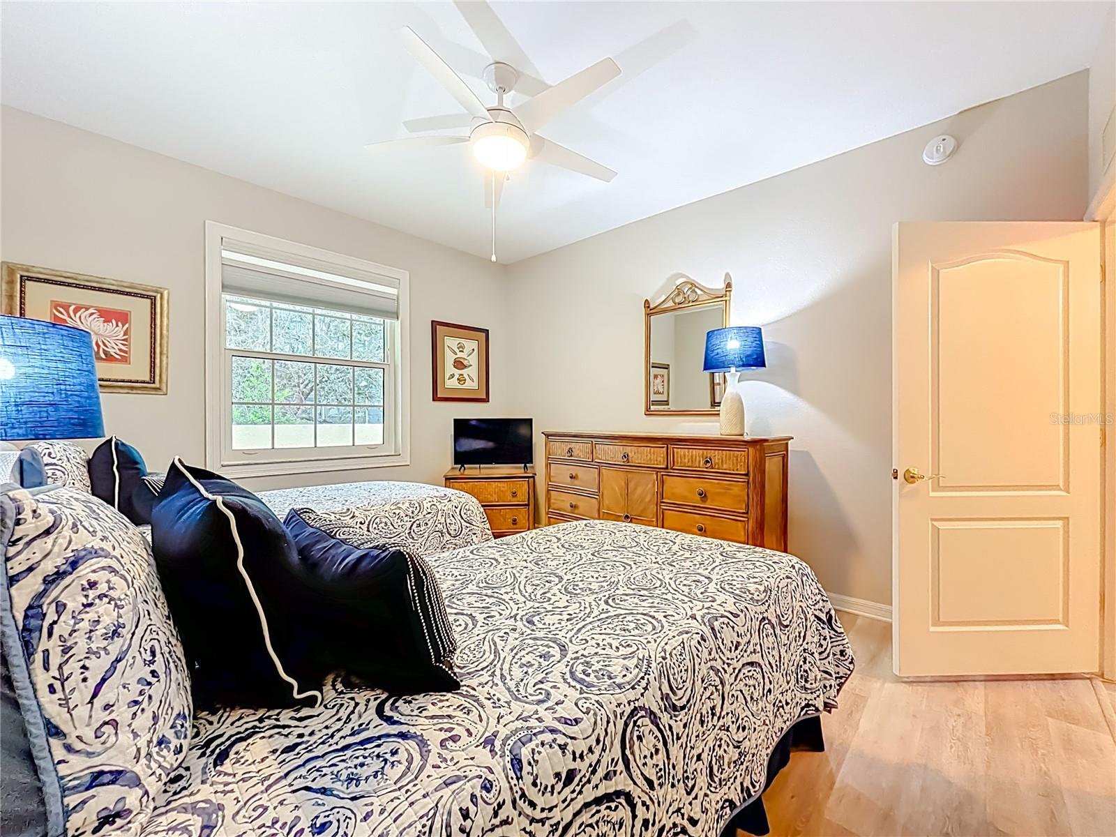 ISLAND PARK - Residential