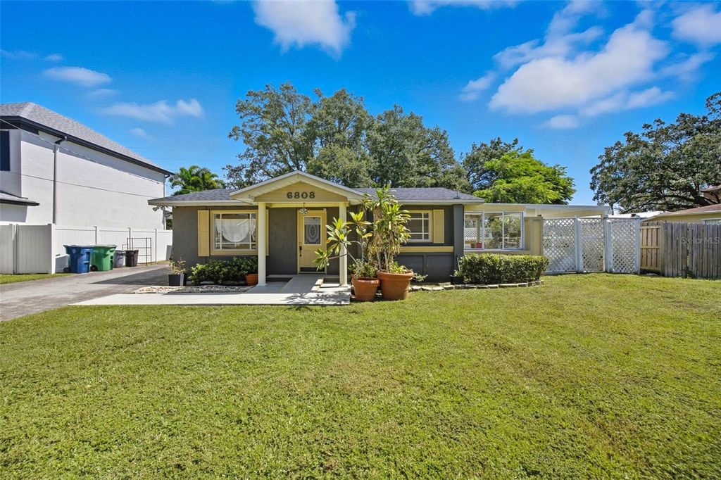 Photo of 6808 S Elemeta St, Tampa, FL 33616 (MLS # TB8435515)