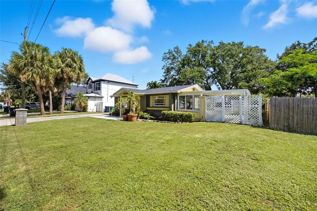 Photo of 6808 S Elemeta St, Tampa, FL 33616 (MLS # TB8435515)