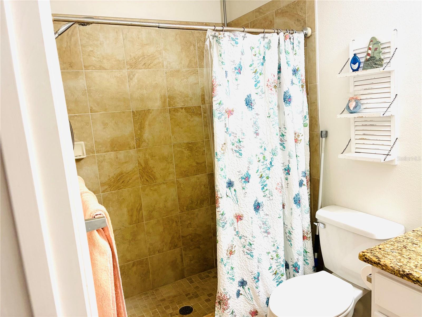 EAST UMATILLA - Residential