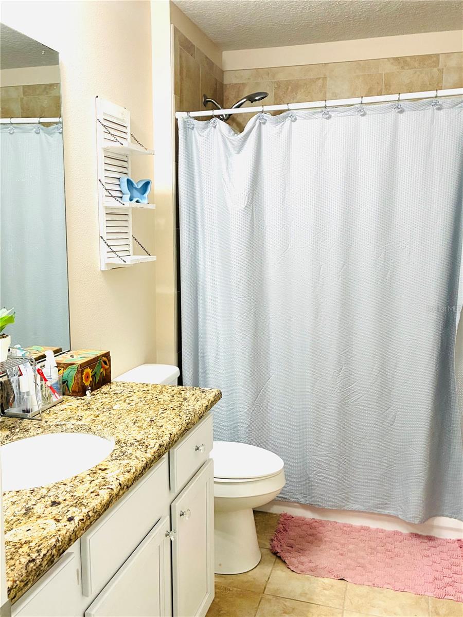 EAST UMATILLA - Residential