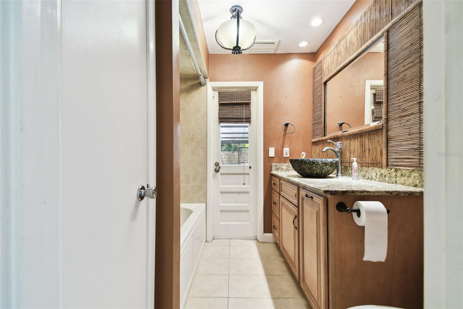 HARBOR WOODS - Residential